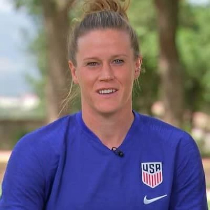 Alyssa Naeher | Bio, Age, Net Worth, Relationship, Career