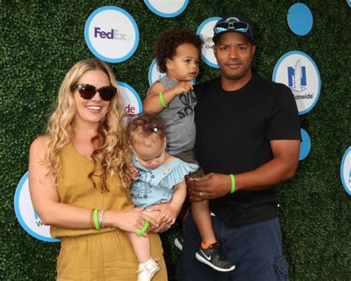 Are Frankie Faison And Donald Faison? Wife And Children – How Are They Related?