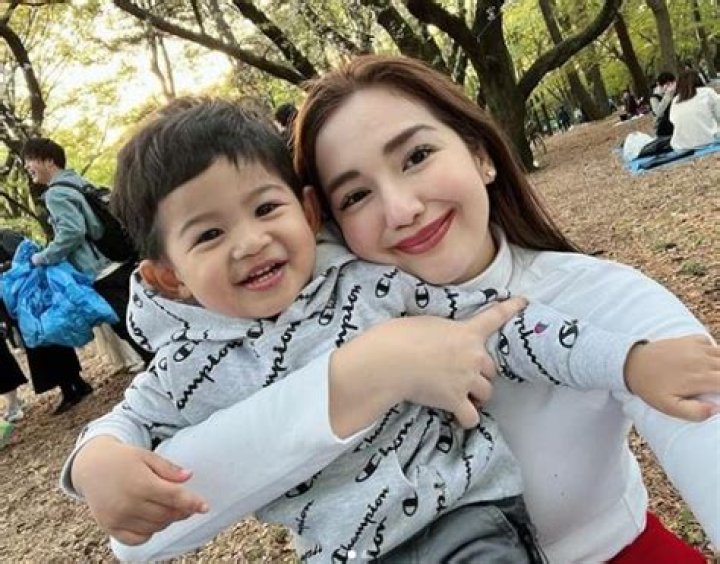 Bea Candaza – What is Philippines Model Bea Candza’s age? Biography, Wiki, Career, Net Worth, Boyfriend, Kids &amp; Facts