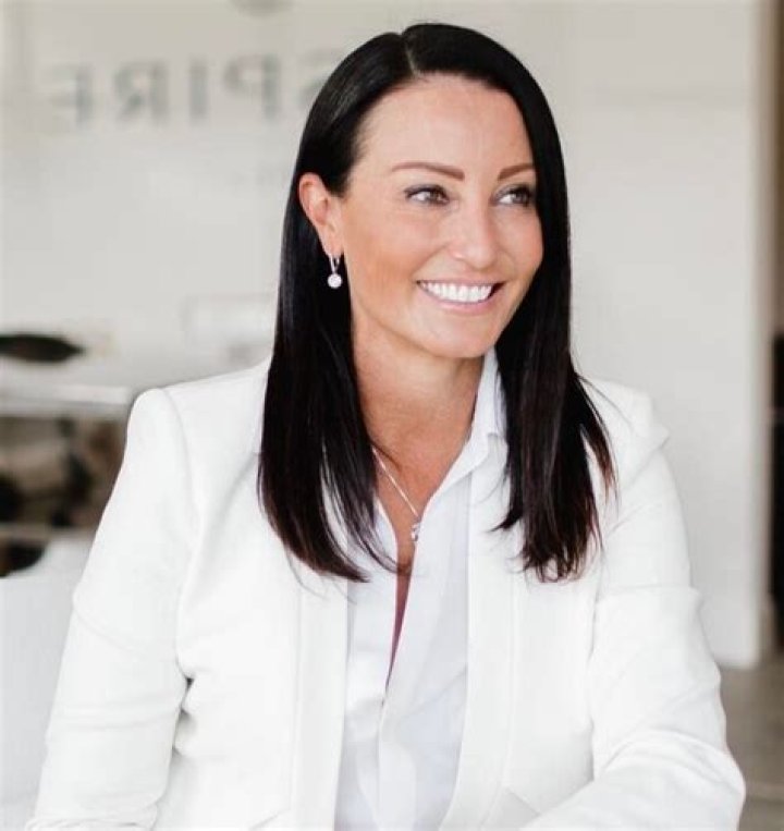 Britt Coelho – Real Estate Agent, Celebrity Wife | Wiki, Age, Height, Net Worth, Relationship, Ethnicity, Career