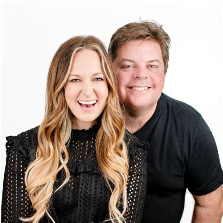 Callie Dauler – Who is Callie Riggs, wife of TV presenter Jeff Dauler? Age, Bio, Wiki, Career, Net Worth, Kids &amp; Facts