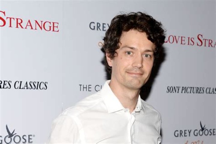 Christian Coulson Height, Weight, Net Worth, Age, Wiki, Who, Instagram, Biography