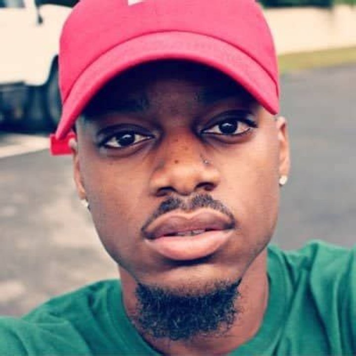 Darryl Mayes – American Musical Artist, Comedy Video Creator | How Tall is He? Wiki, Age, Height, Net Worth, Relationship, Ethnicity, Career