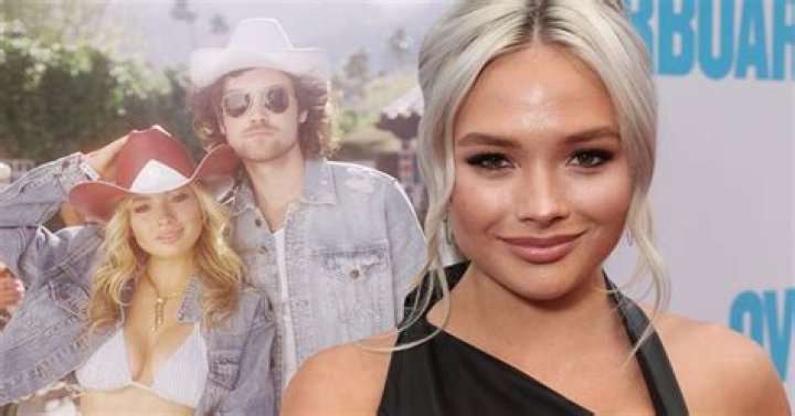 Does Emily Alyn Lind Have A Boyfriend? Is It Richard Edwards