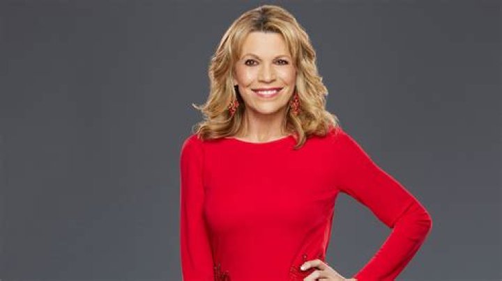 Does Vanna White Wear A Wig? Details Explored About The American TV Personality