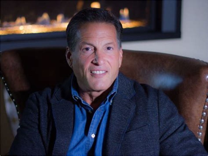 Doug Weiss Height, Weight, Net Worth, Age, Birthday, Wikipedia, Who, Nationality, Biography