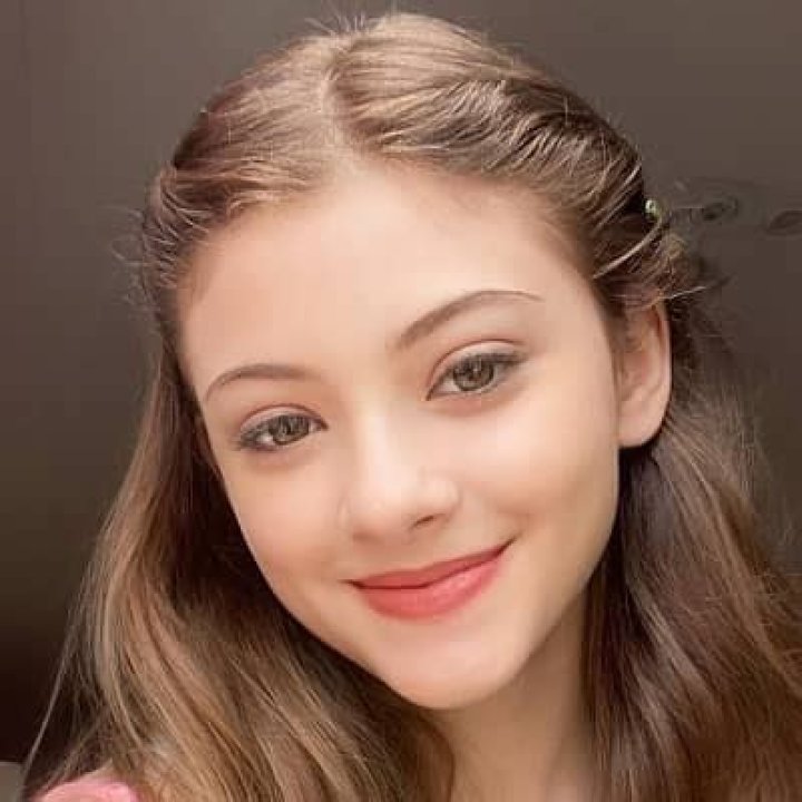 Dudda Artese – Who is Brazilian Instagram Star Dudda Artese? Age, Bio, Wiki, Career, Net Worth, Boyfriend &amp; Facts
