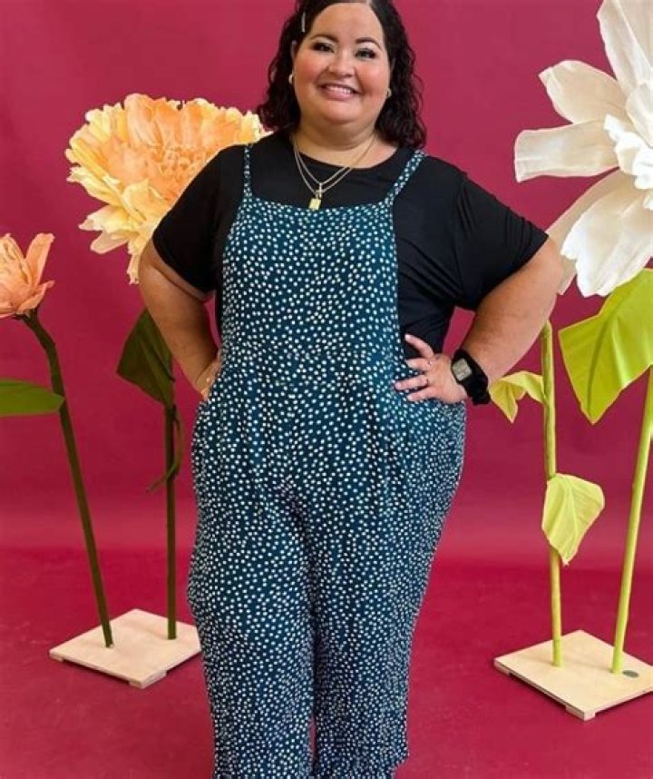 Estefania Saavedra Net Worth, Wiki, Early Life, Education, Career, Awards, Relationship Status, Body Measurements, Social Media