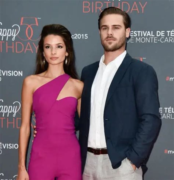 Grey Damon Dating, Gay, Parents, Girlfriend