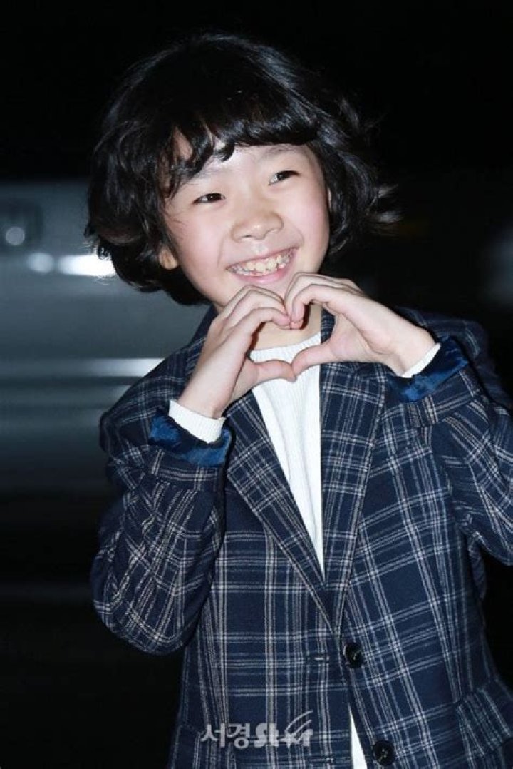 Heo Yool net worth, bio, Early Life, Education, Professional Life, Personal Life, Body Measurements, Social Media