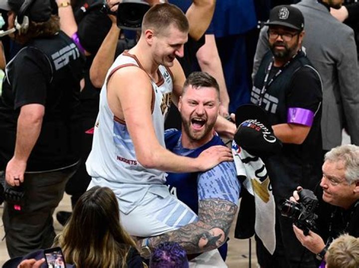 How Tall Are Jokic Parents – Are They From An Athletic Background? Siblings Age And Height