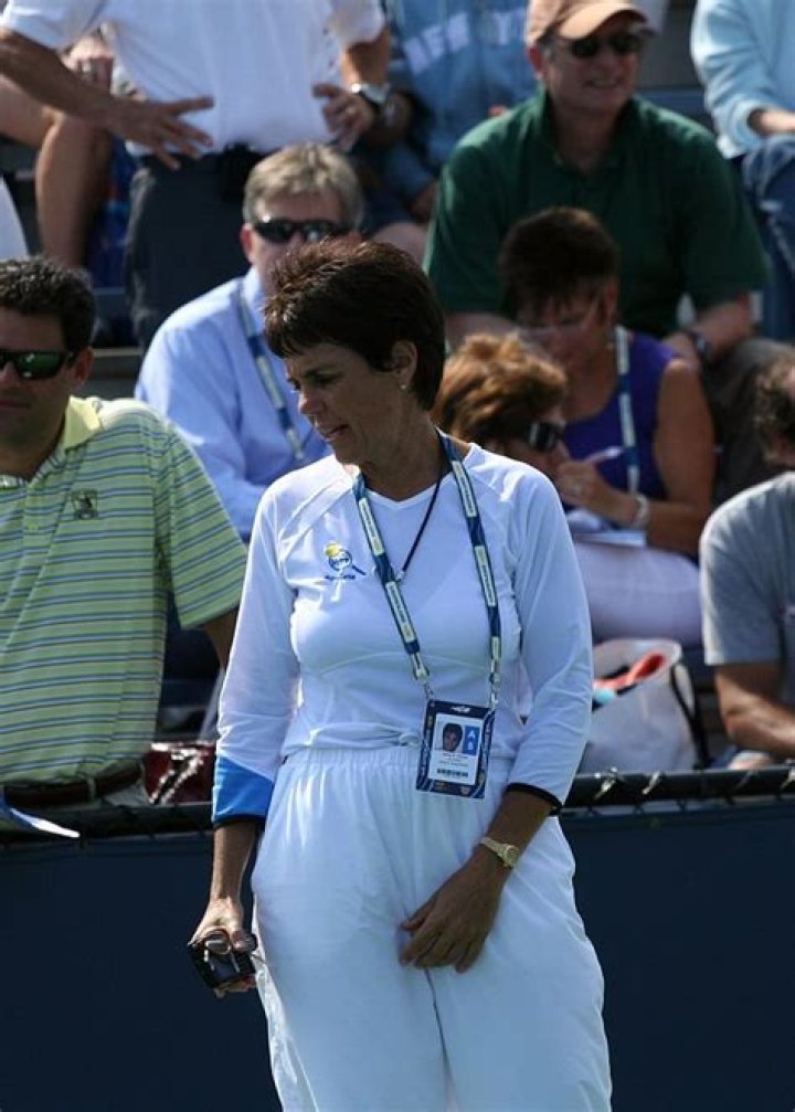 Ilana Kloss – Former Professional Tennis Player, Tennis Coach, Commissioner of World Team Tennis | Wiki, Age, Height, Net Worth, Relationship, Ethnicity, Career