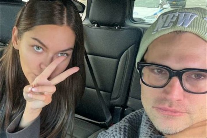 Is Ben Schwartz Dating Anyone? Actor Ethnicity, Family And Career Highlights