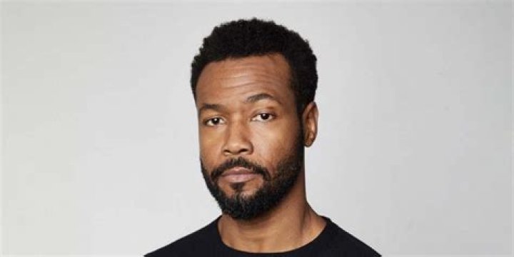 Isaiah Mustafa – How old is Isaiah Mustafa? Age, Biography, Wiki, Career, Net Worth, Wife, Kids, Ethnicity, Height &amp; Facts
