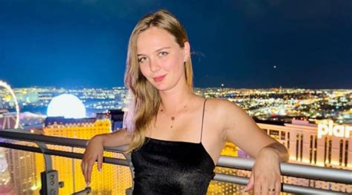 Janna Breslin- Age, Boyfriend, Height, Net Worth, Career