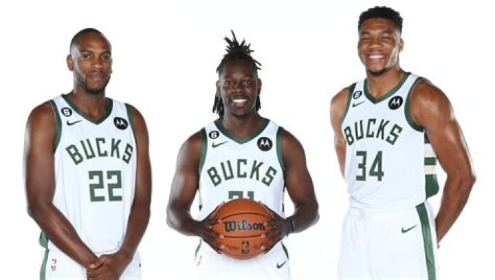 Jevon Carter is a Basketball Player for Milwaukee Bucks | Age, Biography, Wiki, Career, Net Worth, Nationality, Ethnicity and Dating