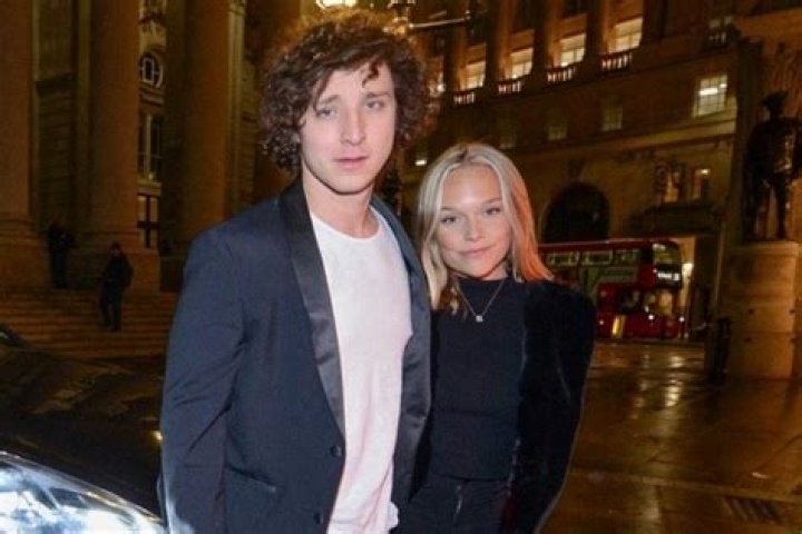Julius Dein | Girlfriend, His Past and Present Love Affairs