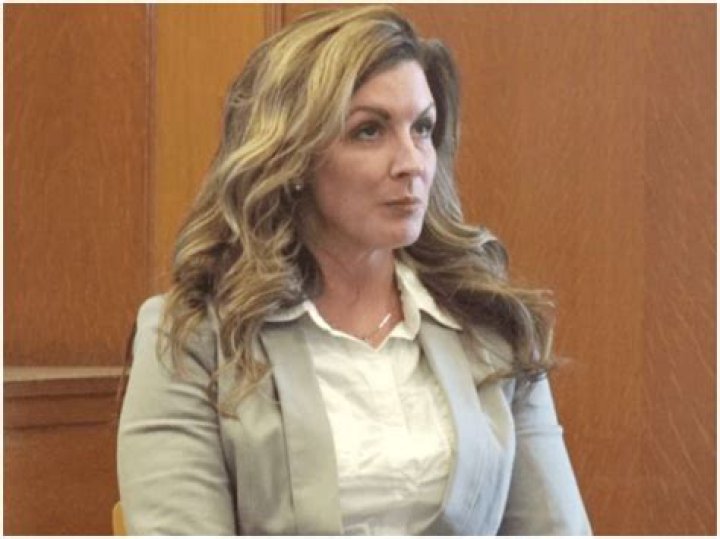 Laura Frizzo Height, Weight, Net Worth, Age, Birthday, Wikipedia, Who, Nationality, Biography
