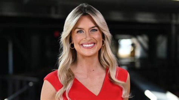 Lauren Hall Buffalo: Bio, Wiki, Age, Height, Family, Husband, WGRZ, The Voice, Russ Brandon and Channel 2 News