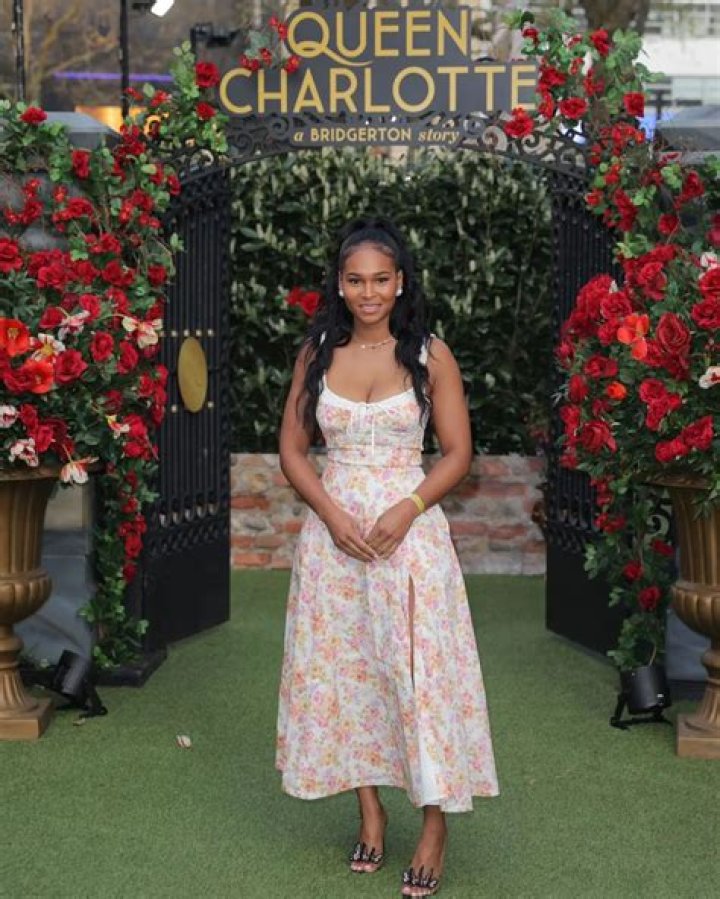 London Charles – American Model and Singer | Age, Biography, Wiki, Career, Net Worth, Boyfriend, Reality Show, Instagram &amp; Facts