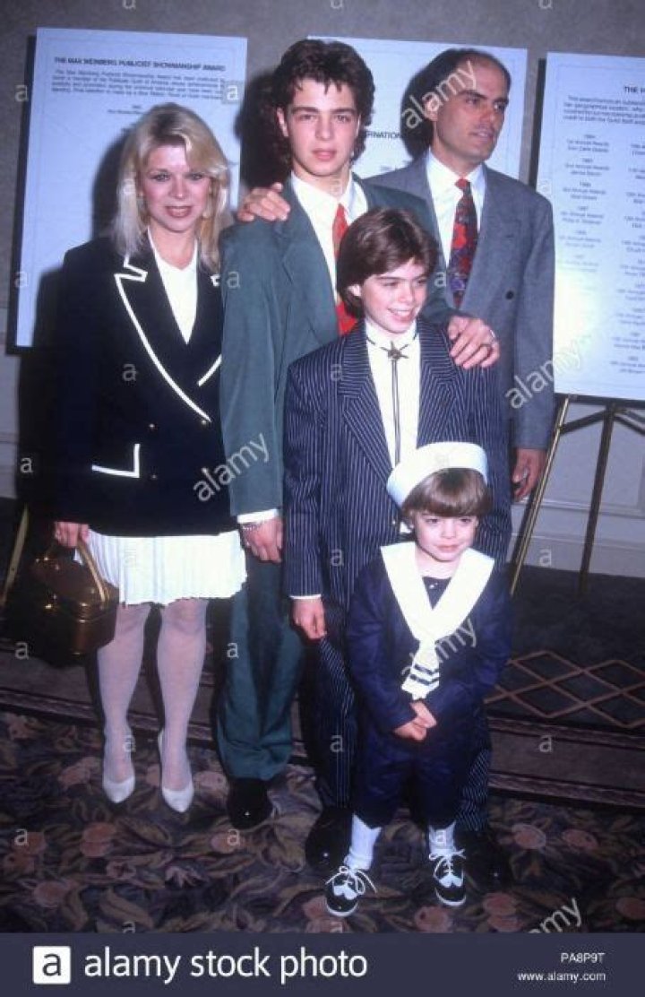 Meet Joey Lawrence Parents: Mom Donna Lynn &amp; Dad Joseph Lawrence Mignogna Sr.