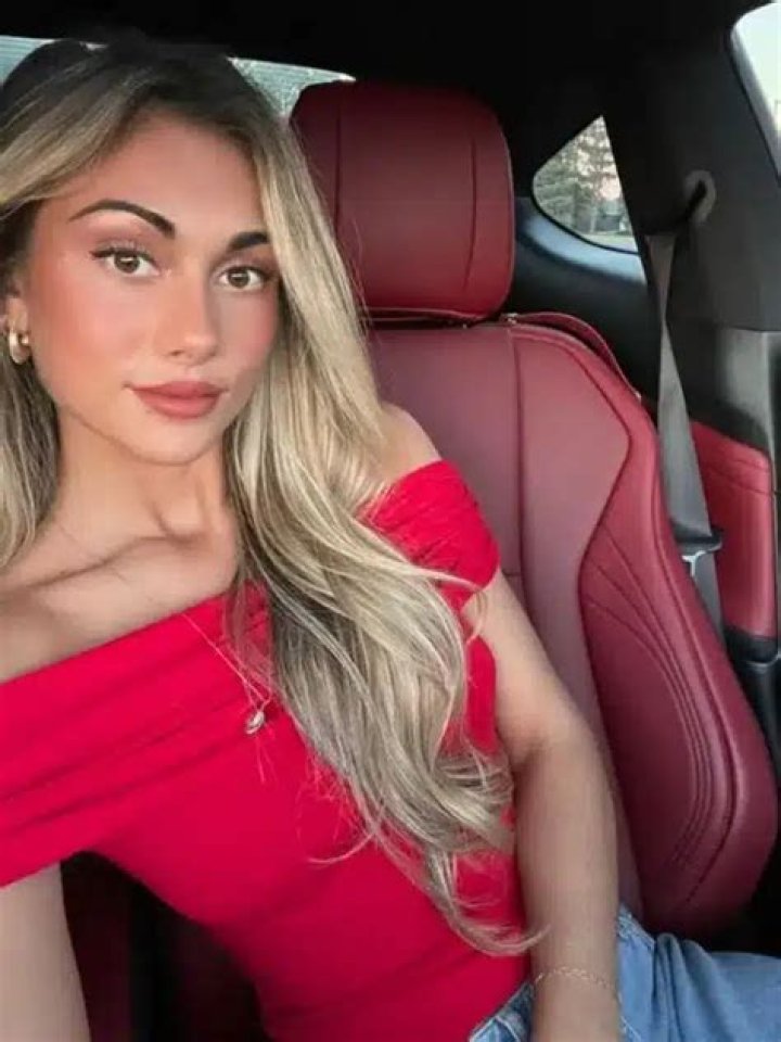 Melanie Hicks Height, Weight, Net Worth, Age, Birthday, Wikipedia, Who, Instagram, Biography