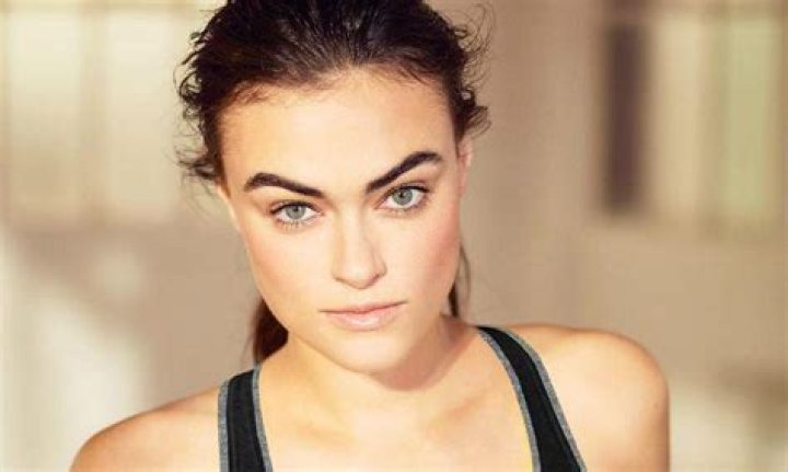 Myla Dalbesio Height, Weight, Net Worth, Age, Birthday, Wikipedia, Who, Nationality, Biography