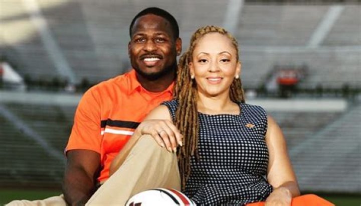 New Auburn Football Coach Carnell Williams Wife Evan Christina Williams Is 39