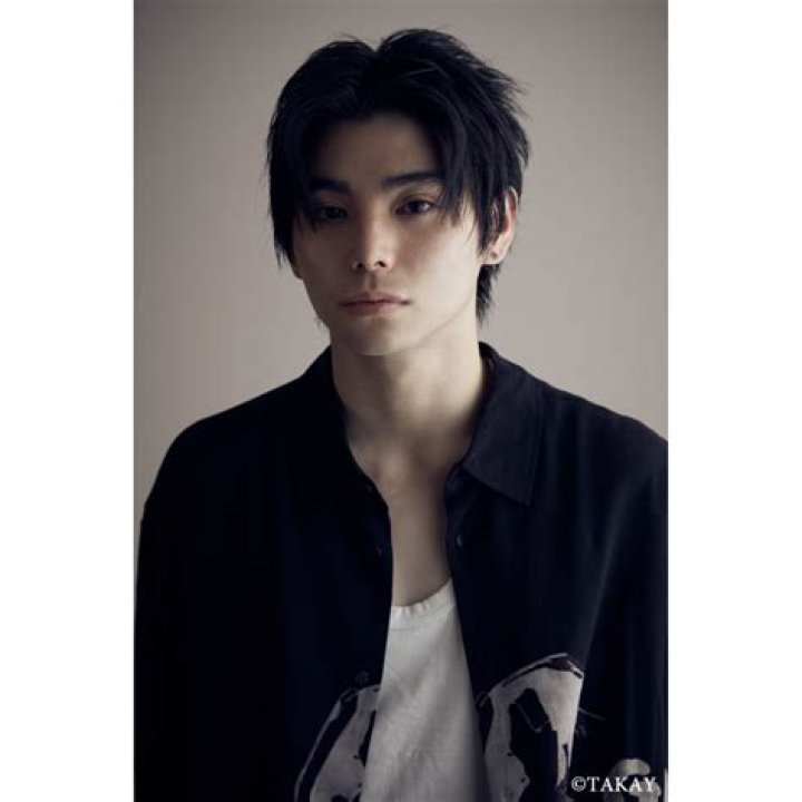 Nijiro Murakami Is nijiro murakami a singer?Net Worth, Wiki, Early Life, Education, Career, Relationship Status, Body Measurements, Social Media