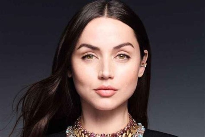 Sara Diamante Height, Weight, Net Worth, Age, Birthday, Wikipedia, Who, Instagram, Biography