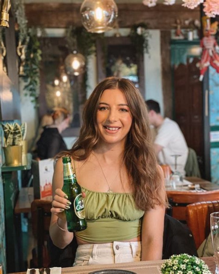 Sophia Hill – American TikTok Star | Age, Biography, Wiki, Career, Net Worth, Husband, Videos, and Quick Facts