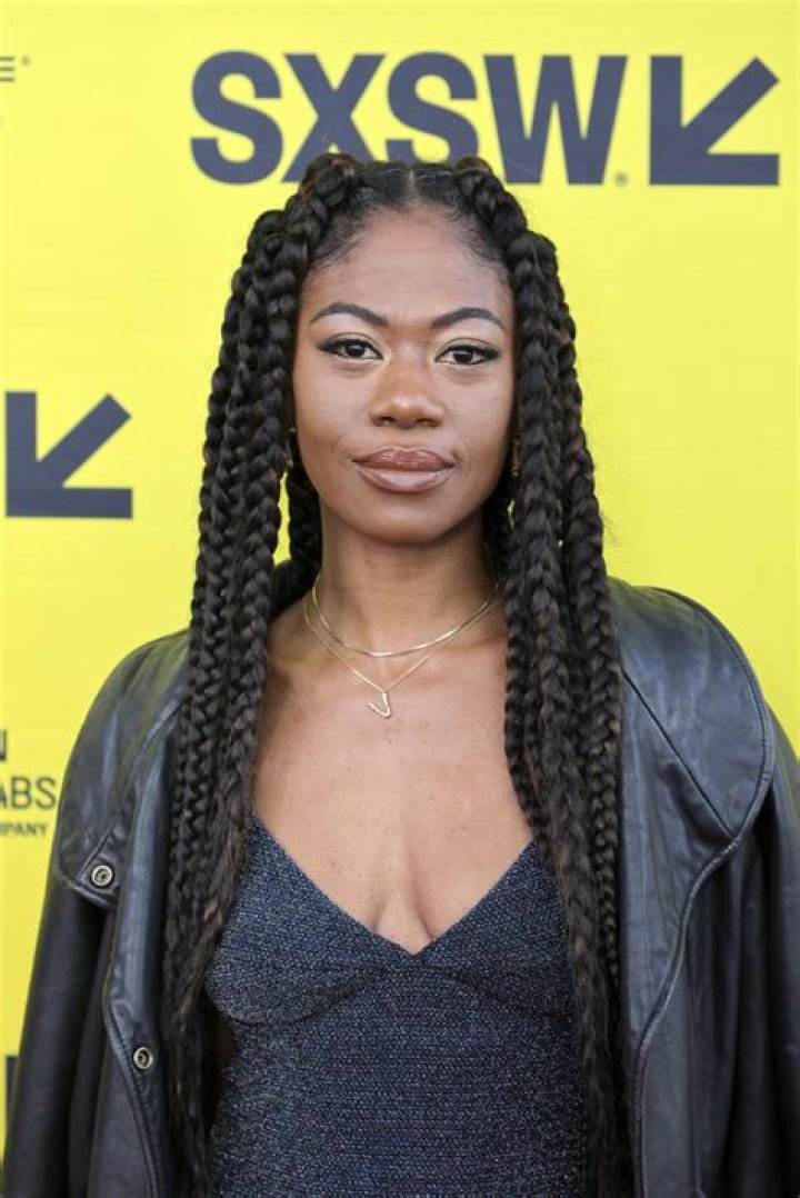 Vanessa Lee Chester-Is Vanessa Lee Chester still acting? Net Worth, Age, Height, Boyfriend, Ethnicity and Wiki!