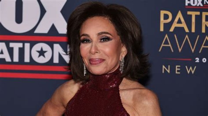 What Did Judge Jeanine Pirro Do To Her Hand? Is It A Arm or Wrist Surgery?