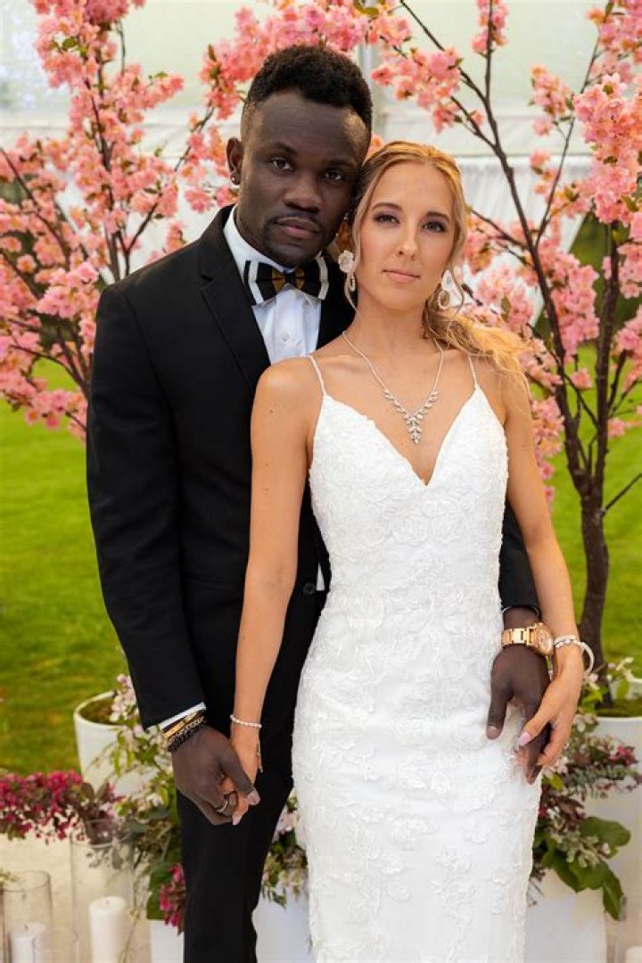 Who Is Alexis Williams From Selling Tampa Parents Ethnicity And Husband Mike Gillislee – Are They Still Together?