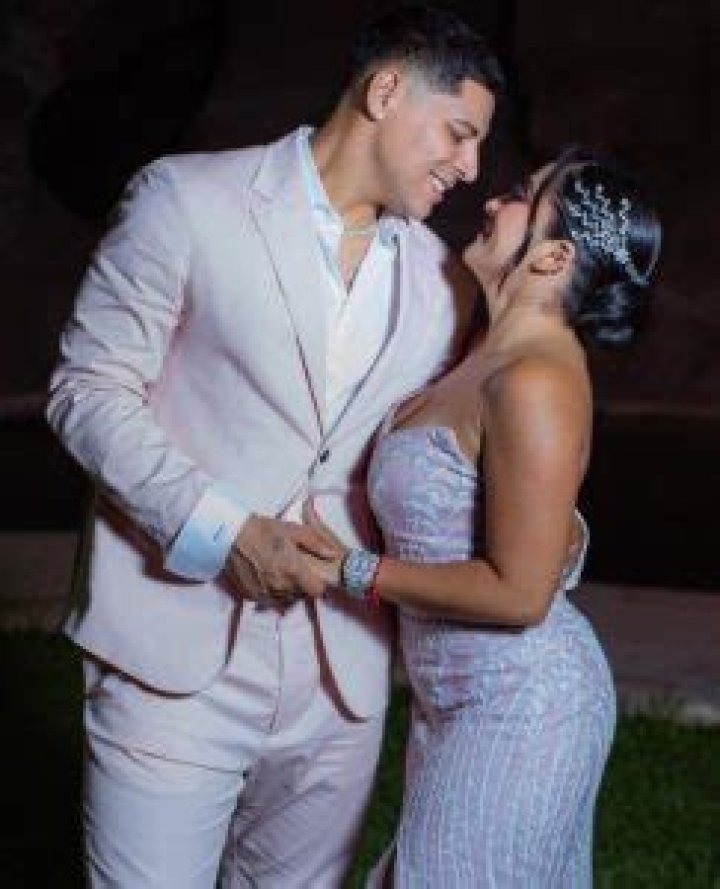 Who Is Eduin Caz Wife Daisy Anahy?