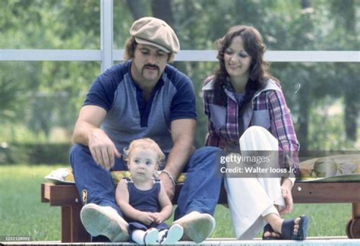 Who is Jim Kiick’s Wife? Mary Johnson Wiki, Age, Family, Husband (Curtis Johnson), Children, Net Worth, Photos