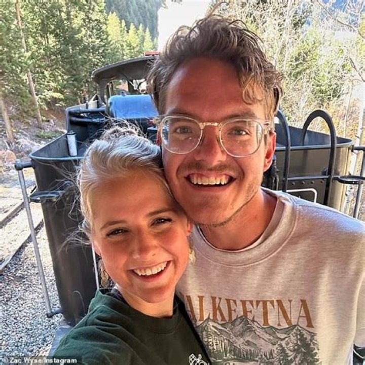 Who Is Mrscocowyse? Reddit Mrs Coco Wyse Husband Jason Wyse Divorce Story