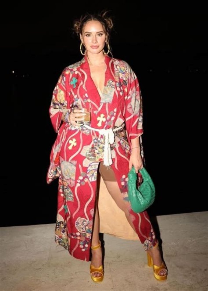 YesJulz Height, Weight, Net Worth, Age, Birthday, Wikipedia, Who, Instagram, Biography